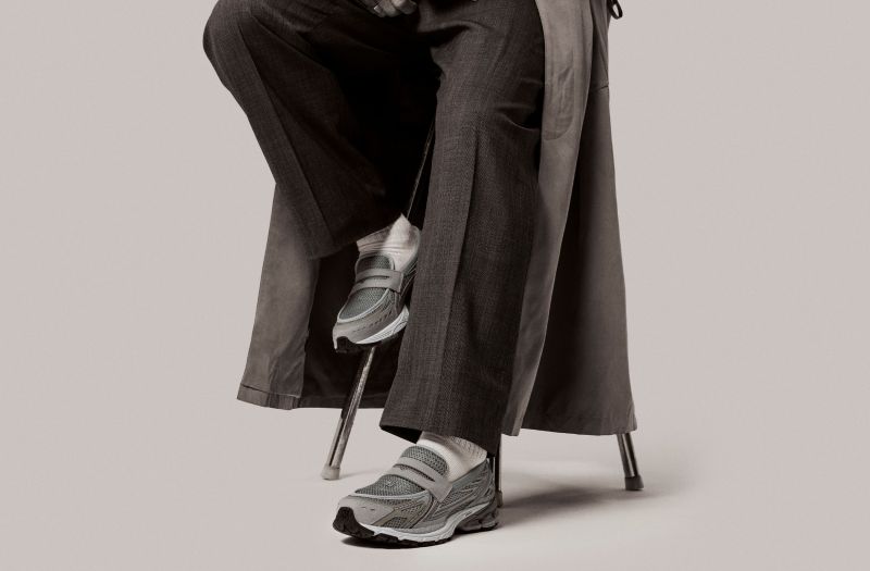 man wearing new balance loafer