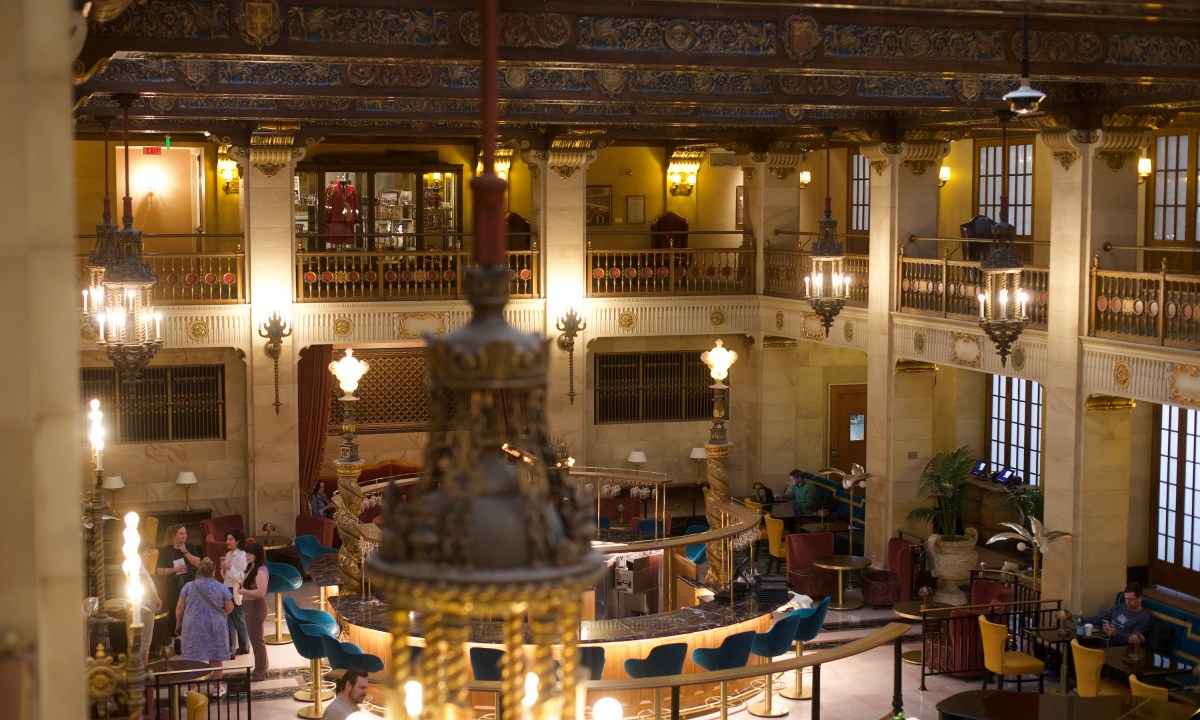The Davenport Historical Hotel