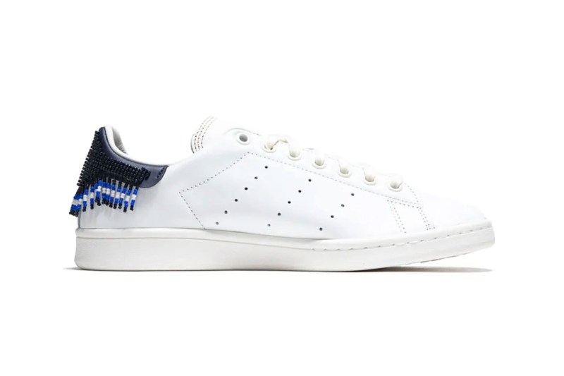 white stan smith sneaker