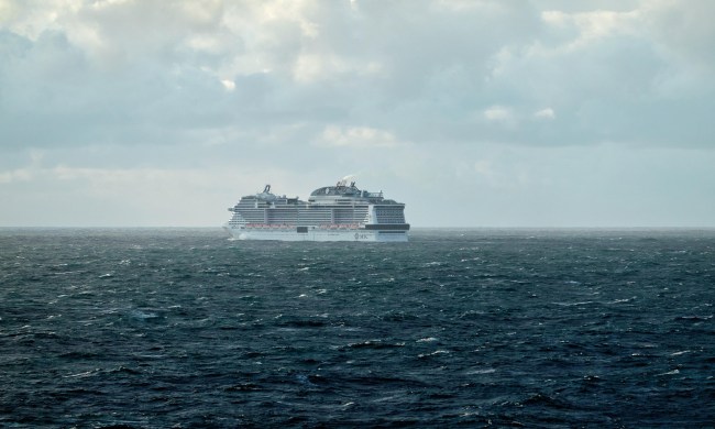 Cruise ship