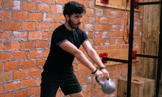 Kettlebell swing