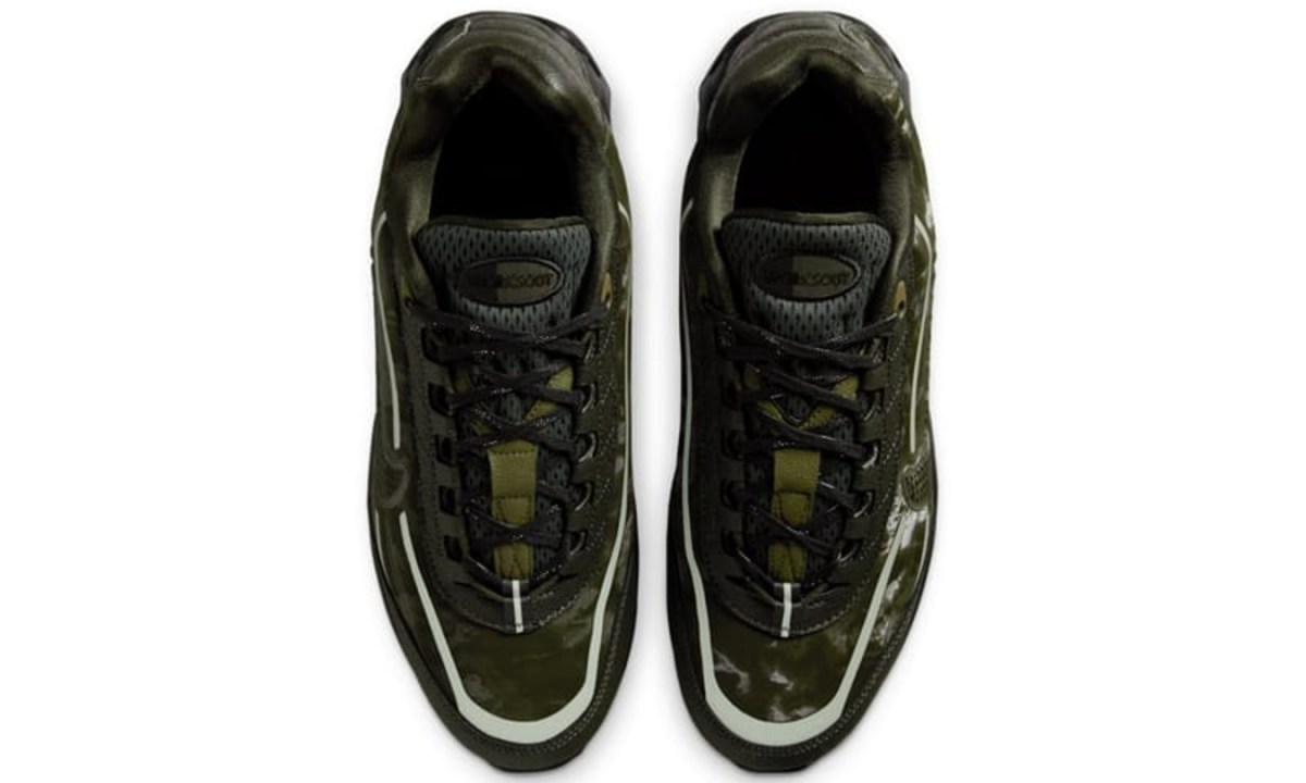 overhead nike air max 95 sneaker