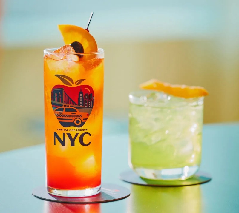 Capital One JFK Lounge drinks