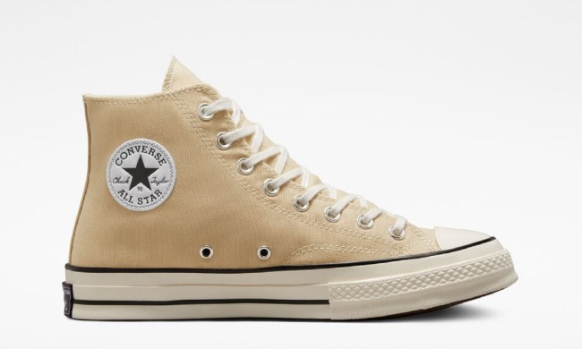 The Converse Chuck 70 Seasonal Color on a gray background.