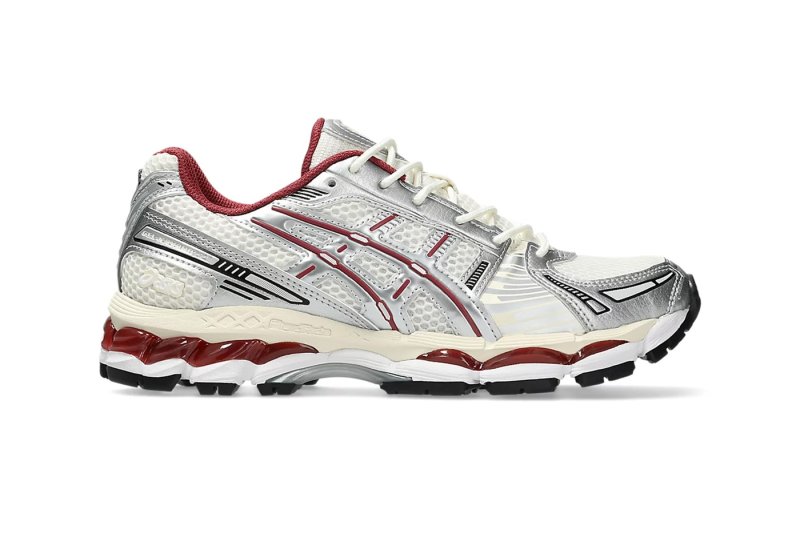 side photo of asics gel kayano 12.1