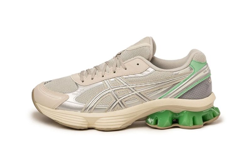 side view of asics menthol pack
