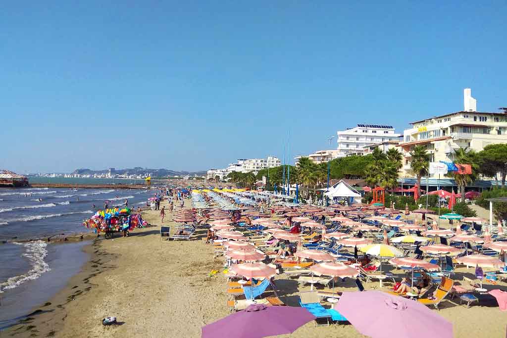 Golem Beach