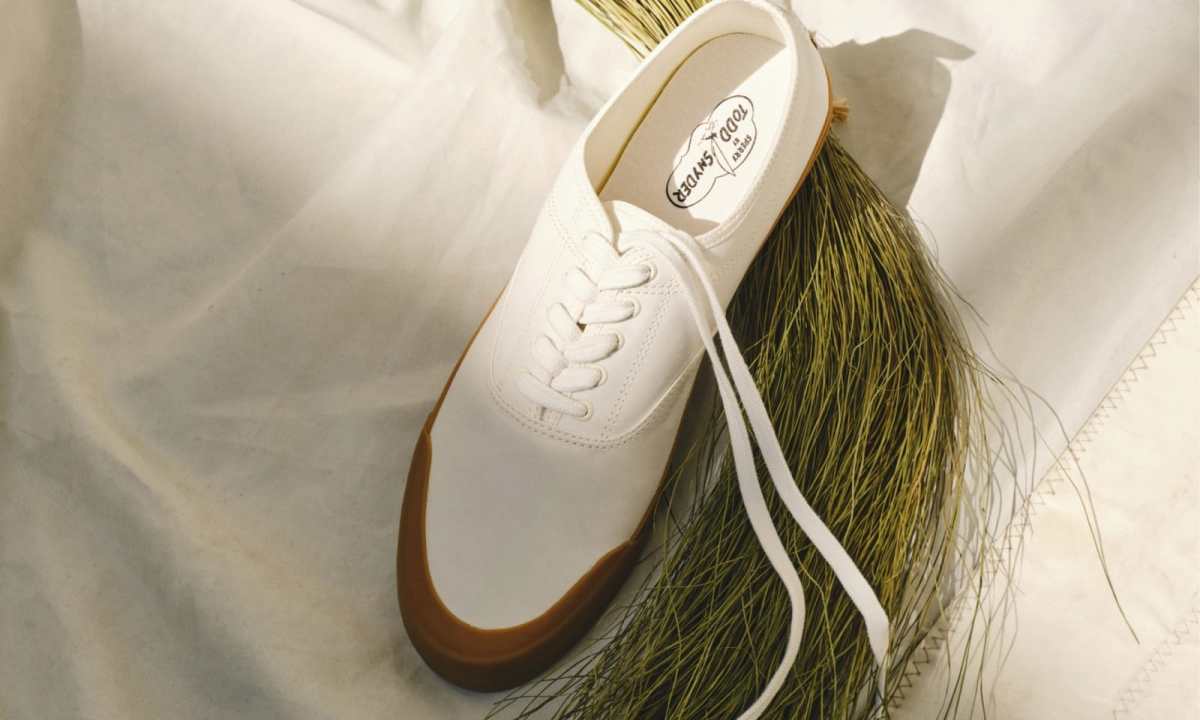 white todd snyder sperry sneaker