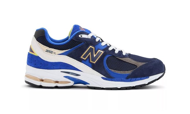 side photo of new balance x fc porto