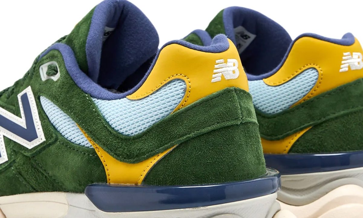 back heel of new balance green suede sneaker