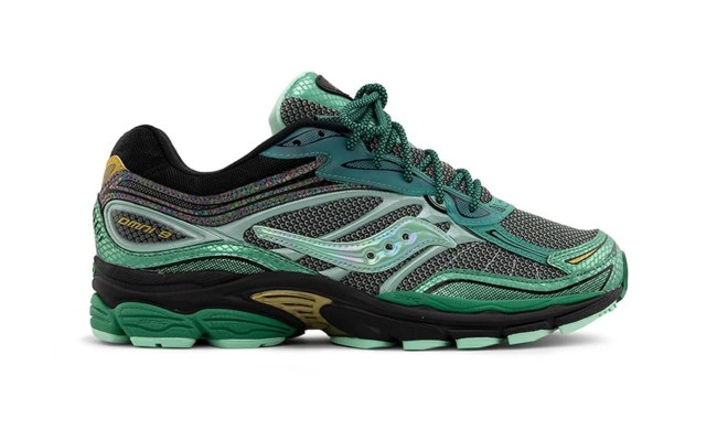 side of saucony progrid omni 9