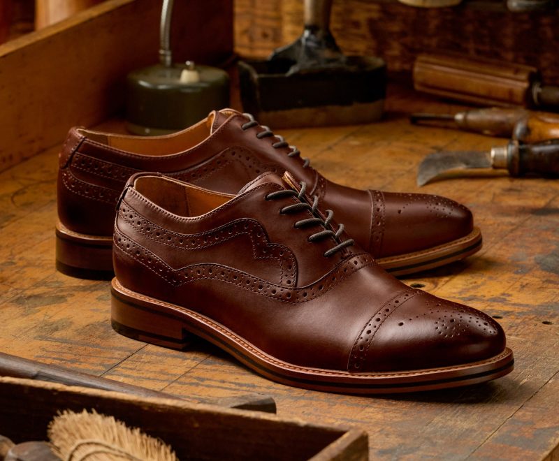 johnston & murphy brogue shoe