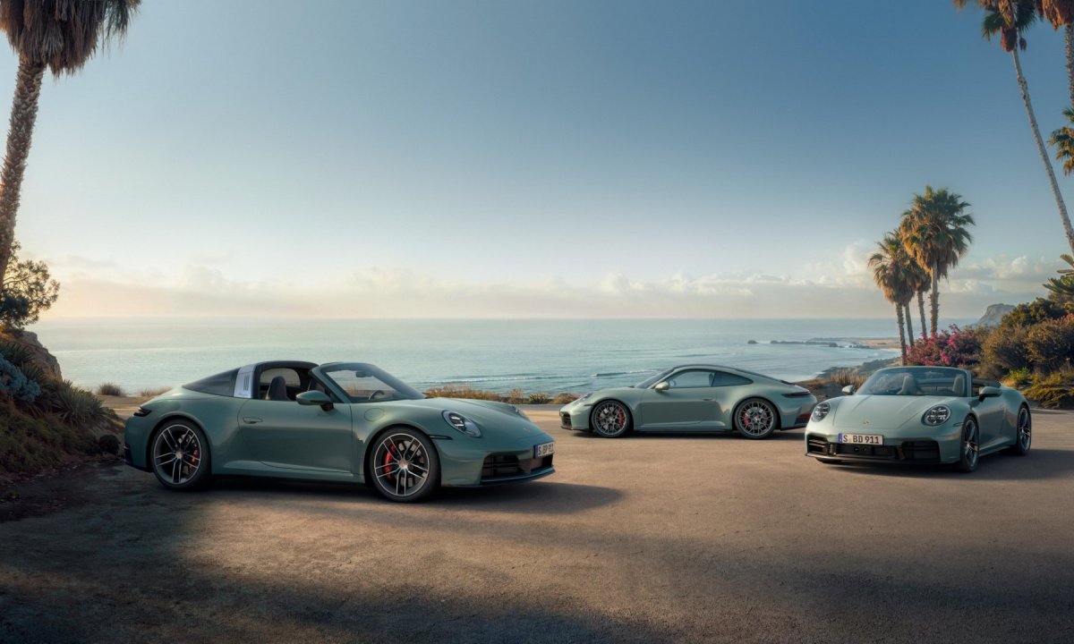 New AWD 2025 911 lineup featuring two Carreras and a Targa