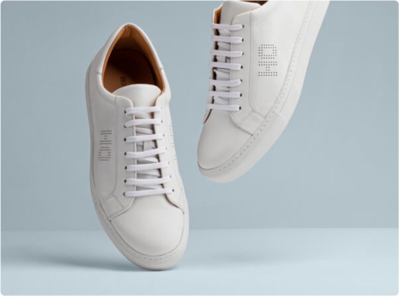 white hockerty shoes