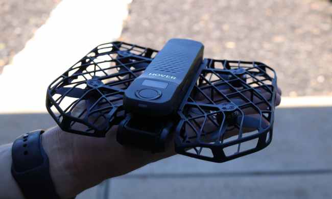 HOVERAir X1 Pro Max outside