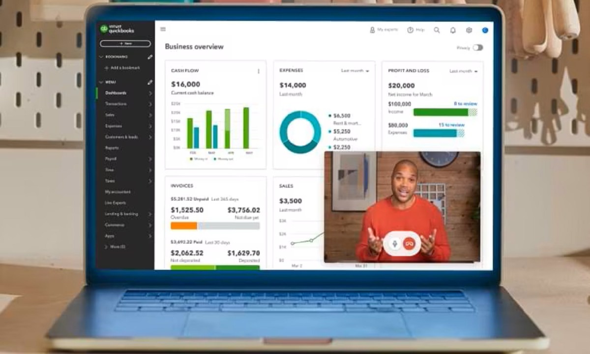 A product expert for Intuit QuickBooks Online.