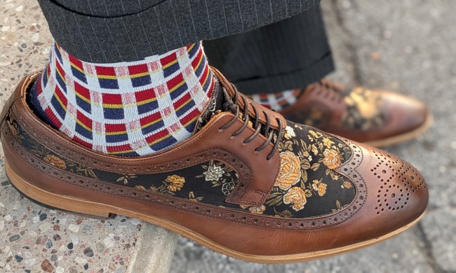 TAFT Floral dress shoes close up