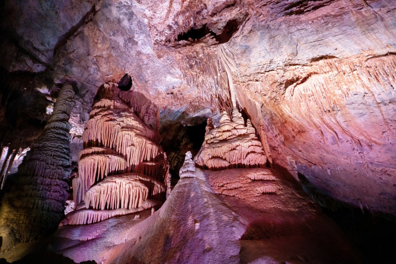 Lewis & Clark Caverns