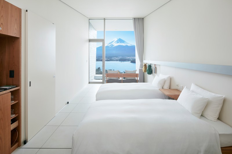 Hoshino Resorts