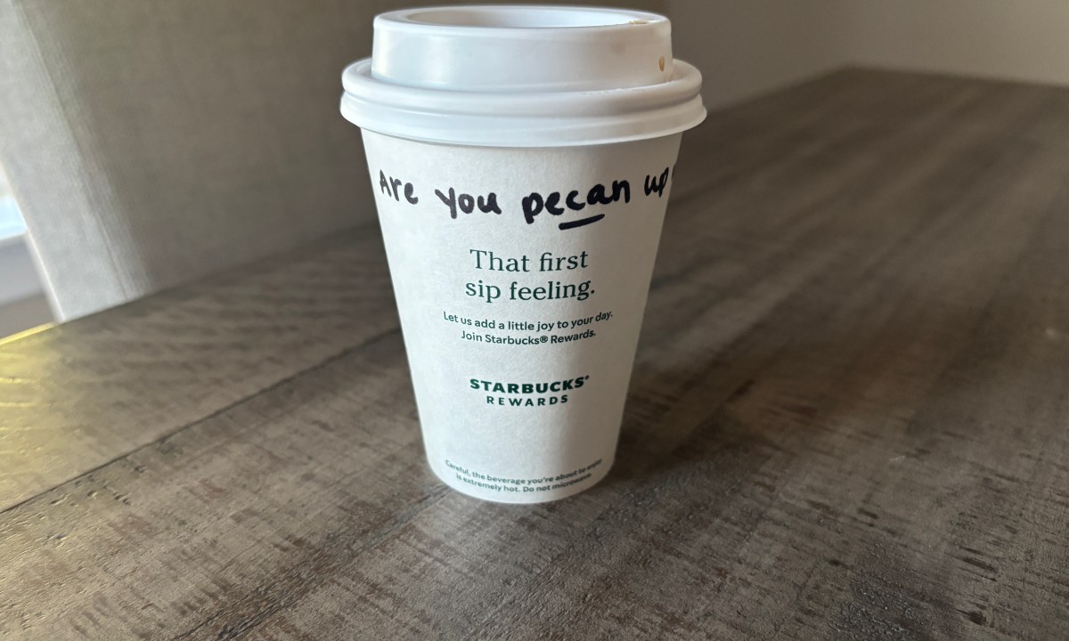 Starbucks pecan cortado