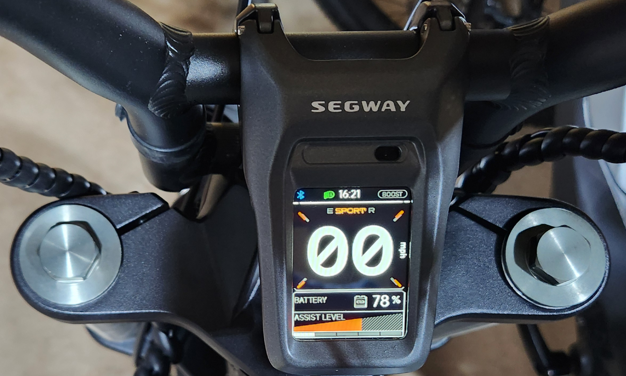 Segway Xyber display screen in usual riding mode.