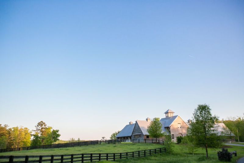 Serenbe stables