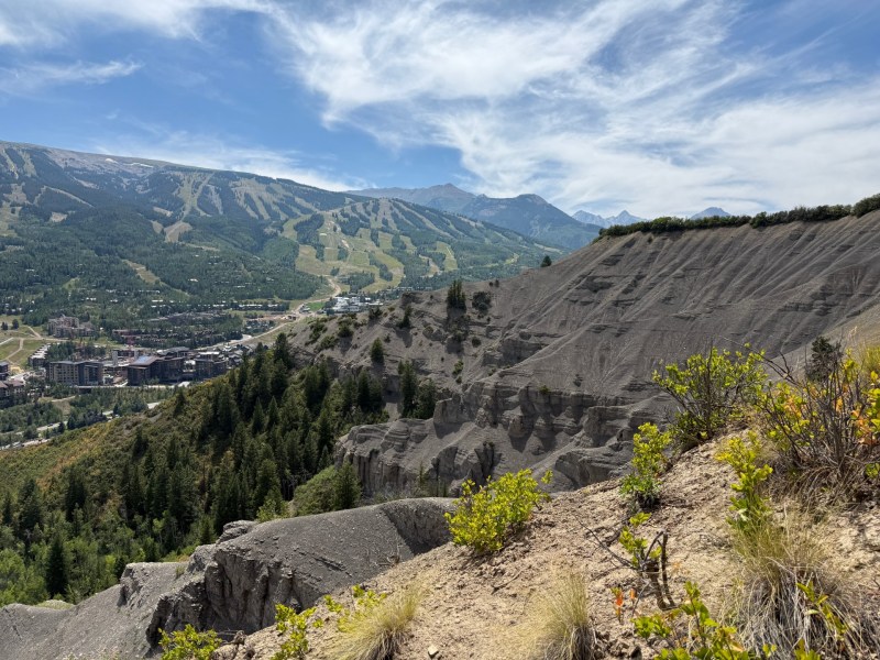 Views from the Rim Trail