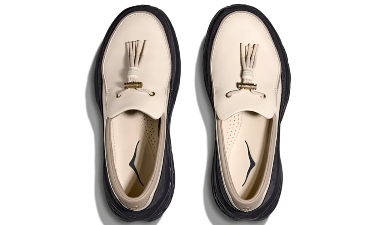 overhead view of hoka speed loafer