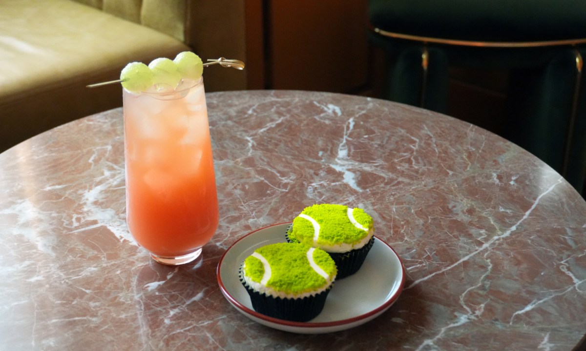 Honey Deuce cocktail.