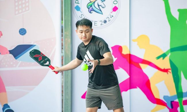 man playing pickleball
