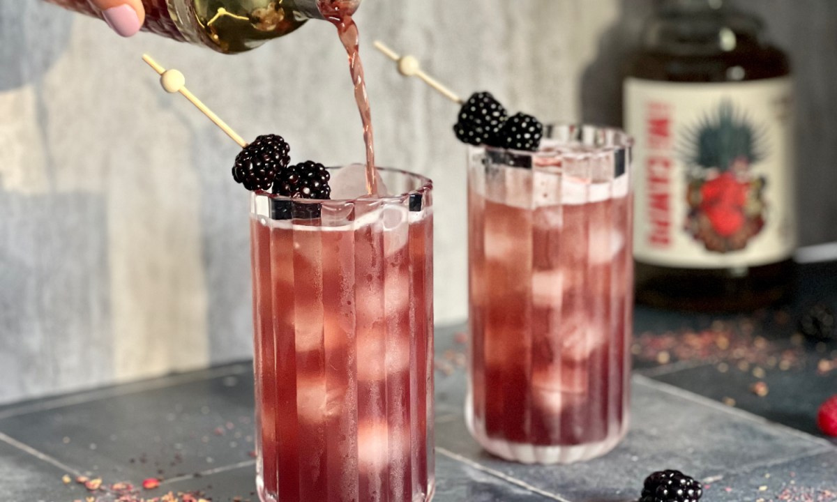 El Diablo cocktail.
